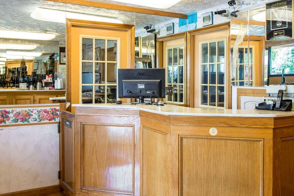 Rodeway Inn & Suites Branford Guilford - photo 6