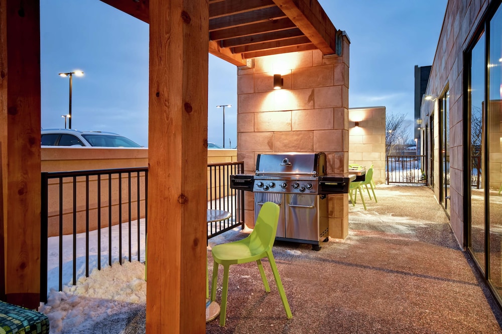Home2 Suites Eagan Minneapolis - photo 36