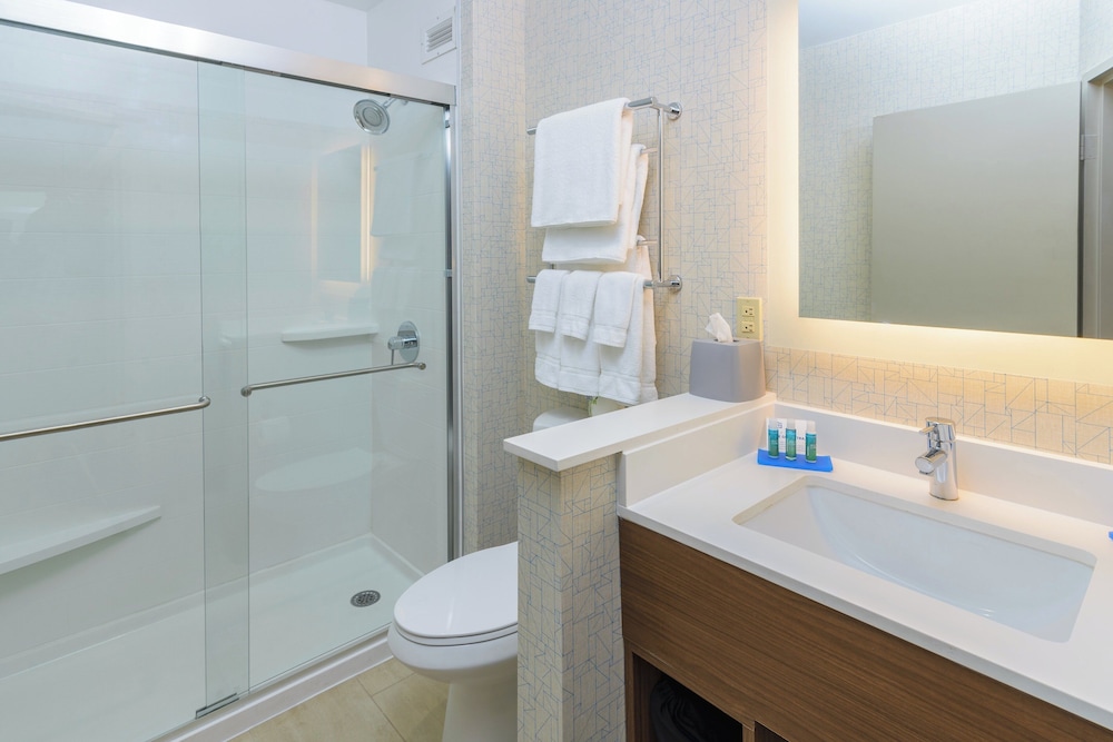 Holiday Inn Express Southington by IHG - photo 23