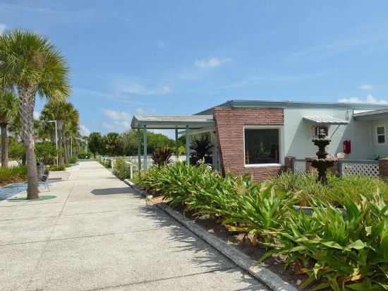 Vilano Beach Garden Inn pet-friendly hotel Villano Beach