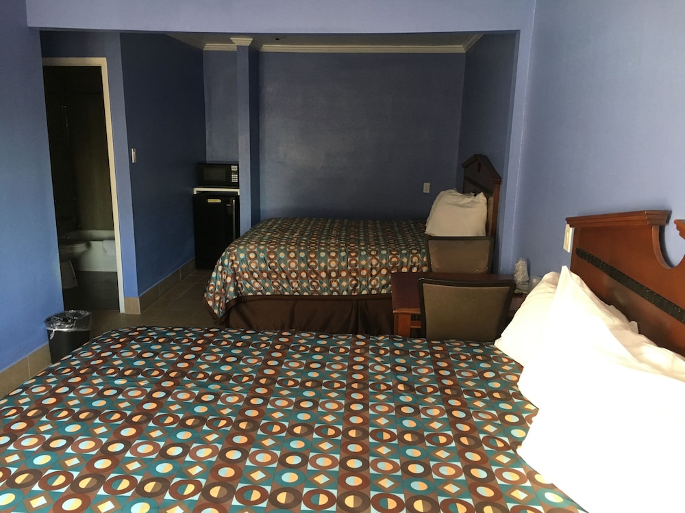 Ruby Motel - photo 3