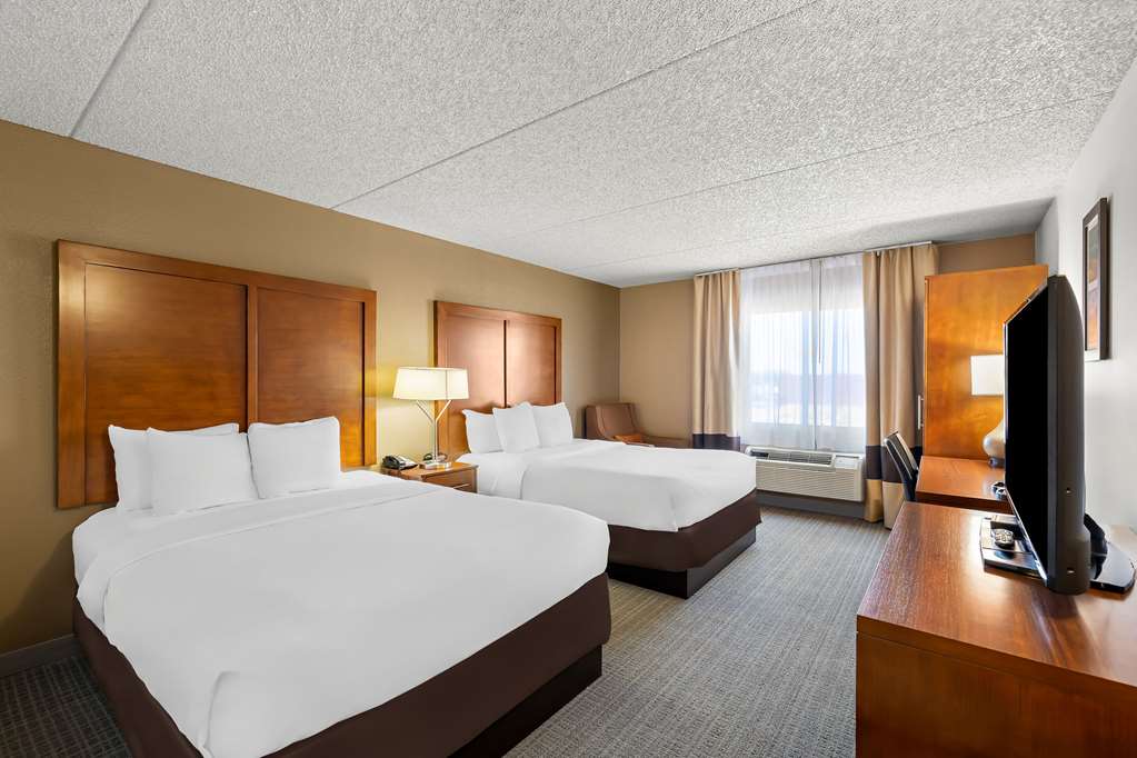 Comfort Inn & Suites near Kino Sports Complex - photo 11