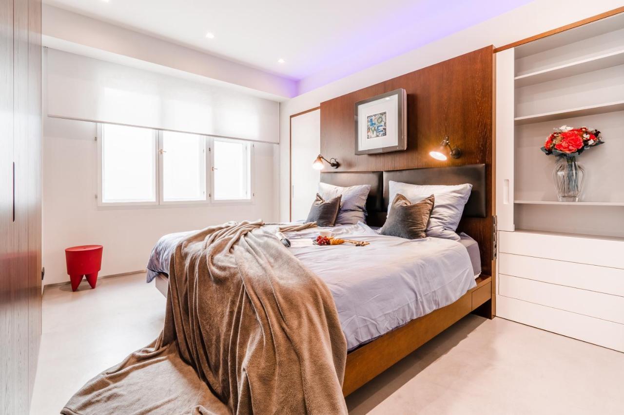 The Grand Krocínova Loft Golden Bond Retreat — 4-Star Luxury Hotel in Prague, Czech Republic