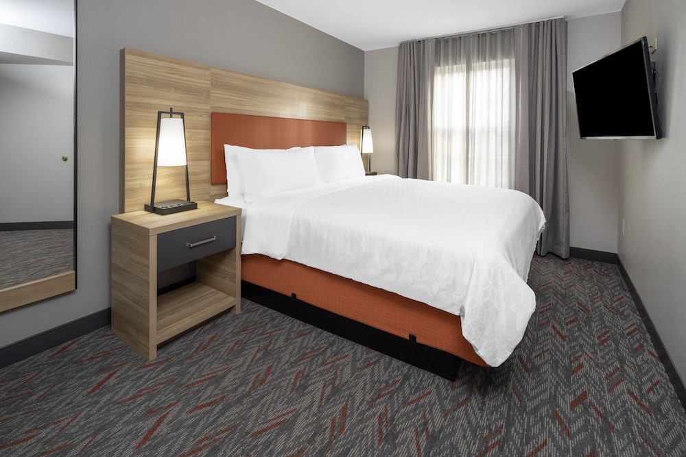 Candlewood Suites Boston North Shore Danvers - photo 8
