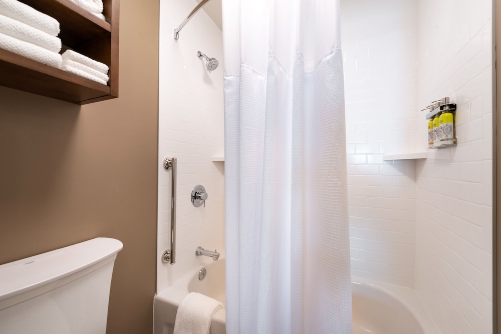 Staybridge Suites St George by IHG - photo 26