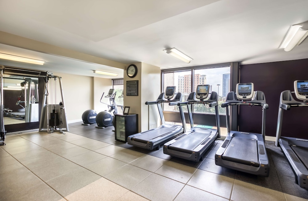 DoubleTree by Hilton Hotel & Suites Houston by the Galleria - photo 42