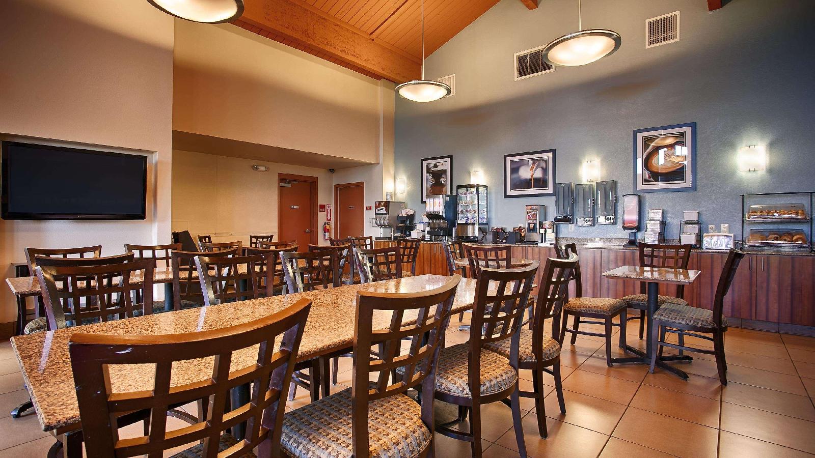 Best Western Valencia Inn - photo 5