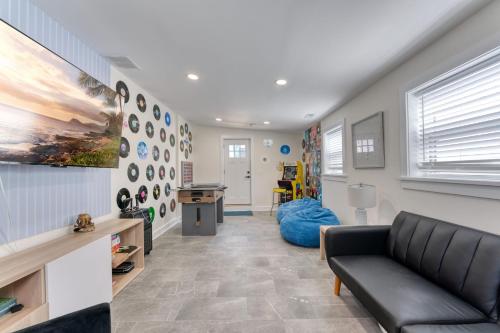 New Beach House with Game Room — 4-Star Luxury Hotel in Ocean City, United States