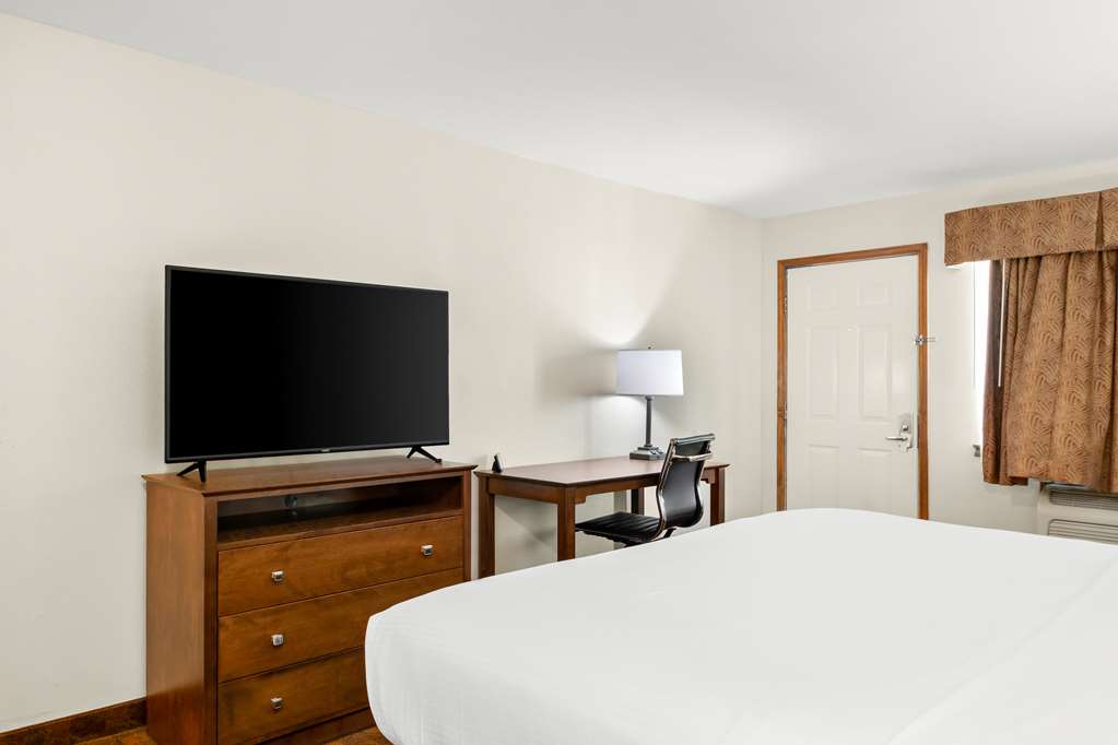 Best Western George West Executive Inn - photo 21