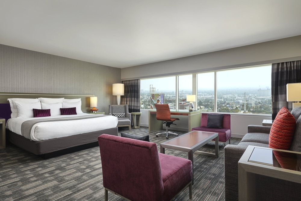 Loews Hollywood Hotel - photo 13