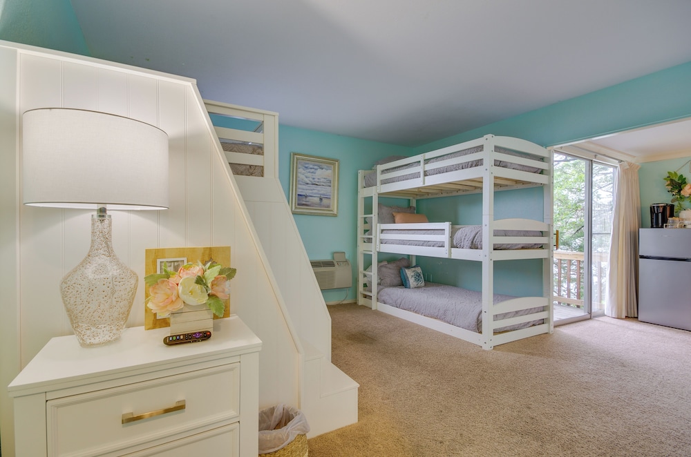 Waterfront Views & Resort Perks: Osage Beach Home - photo 4