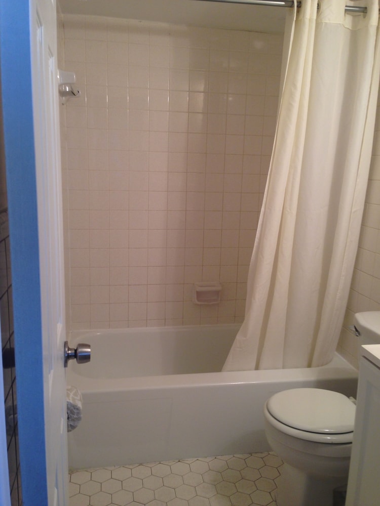 Oasis Motel - photo 13