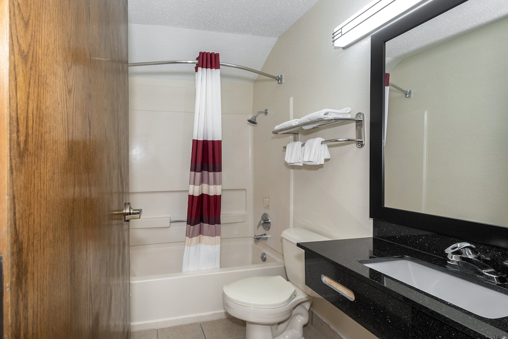 Red Roof Inn Springfield MO - photo 21