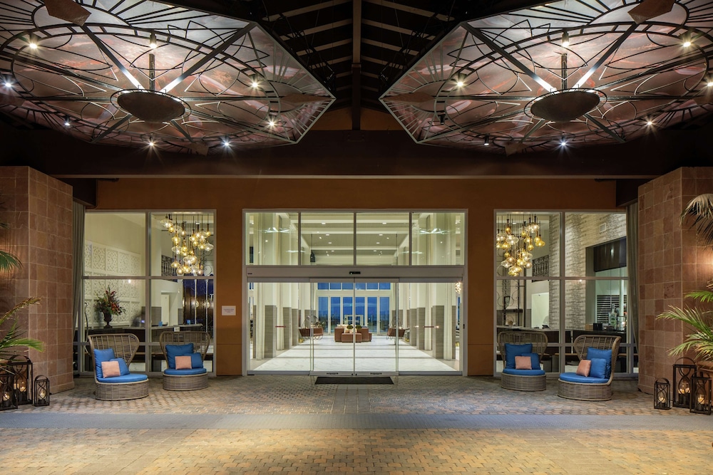 The Cassara Carlsbad Tapestry Collection by Hilton - photo 7
