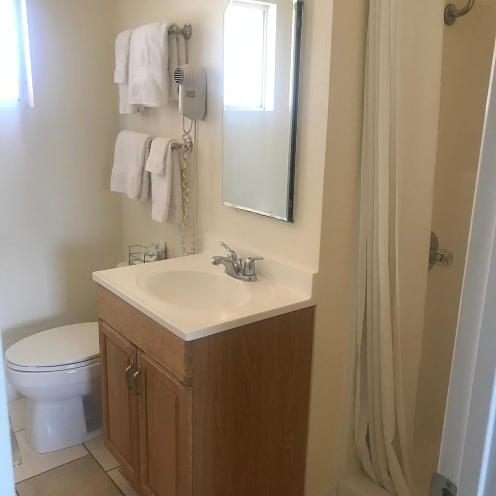 Bella Capri Inn - photo 37