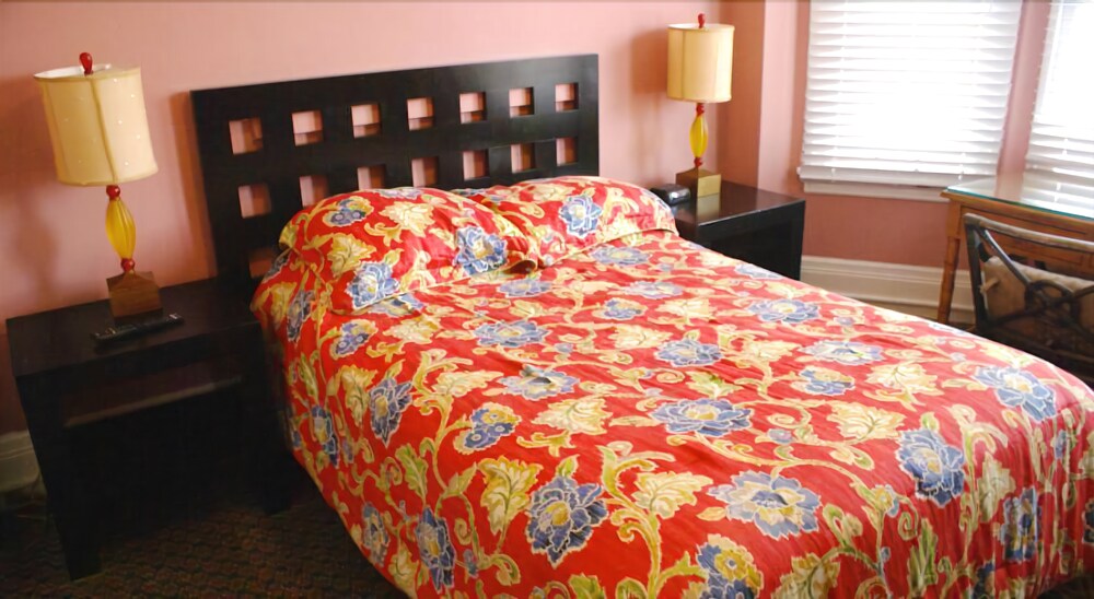 Dakota Hotel - photo 13
