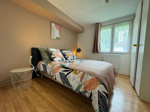 Le Sochalien Appt 6 Pers Tout Confort Proche Peugeot in Sochaux, France