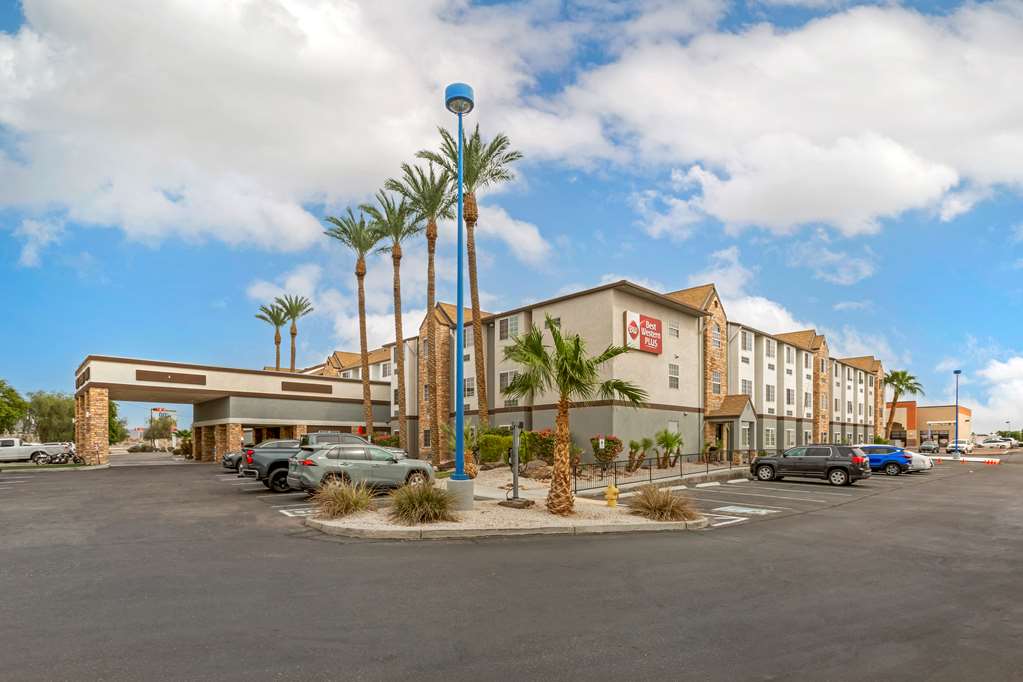 Best Western Plus Yuma Foothills Inn & Suites - photo 36
