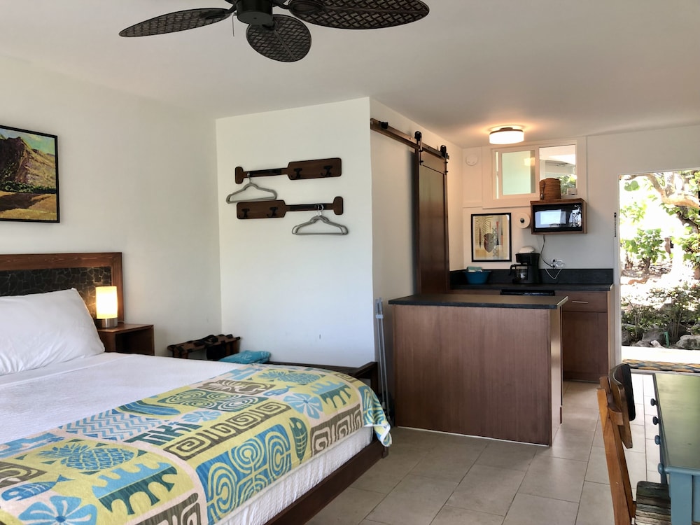Kona Tiki Hotel - photo 8