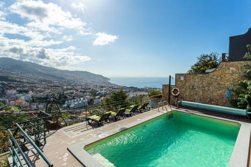 Casa Barcelos View — 4-Star Luxury Hotel in Funchal, Portugal