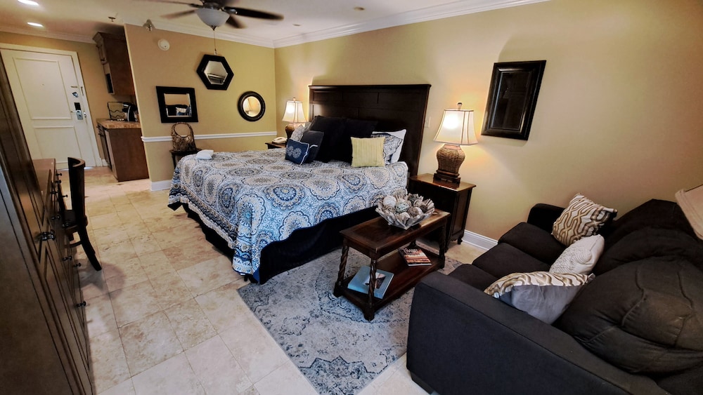 Saint Simons Inn by the Lighthouse - photo 17