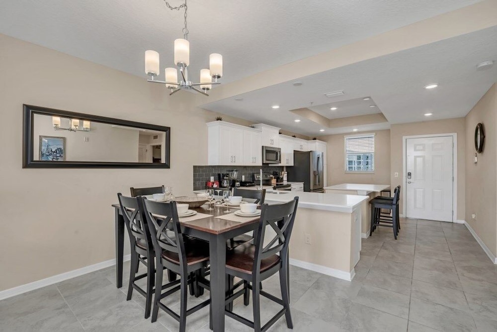 Voted #1 Resort Storey Lake Water Park 2 Bedroom Townhouse by Redawning - photo 24