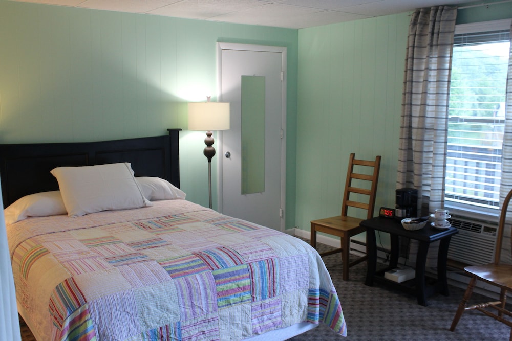 Catskill Seasons Inn - photo 33