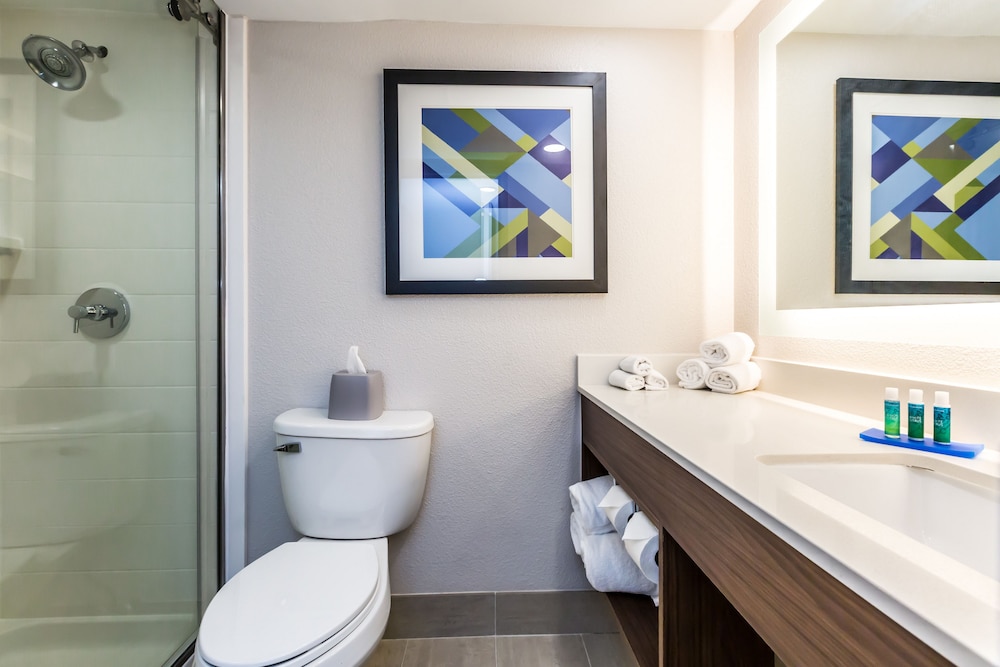 Holiday Inn Express Exton by IHG - photo 18