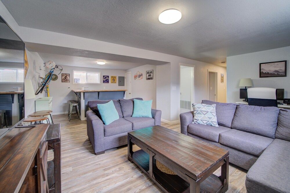 Trail Climb Chic Downtown BBQ Scenic — 4-Star Luxury Hotel in Colorado Springs, United States