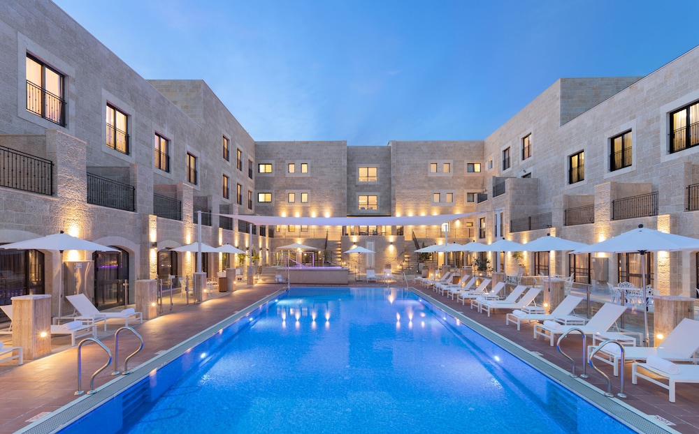 Edmond Luxury Hotel & Spa - carbon neutral hotel in Rosh Pinna