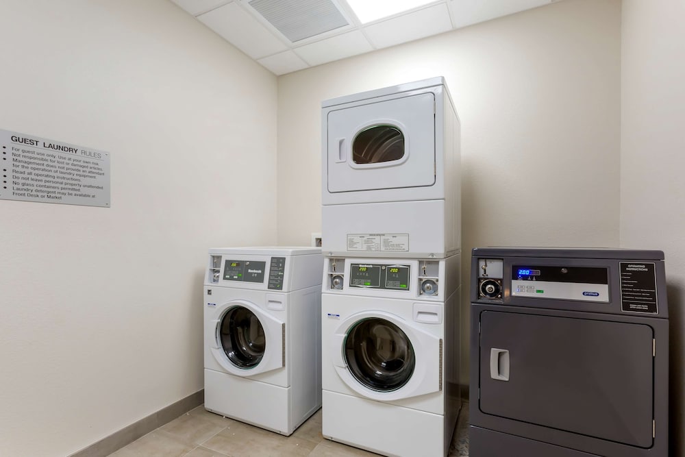 Best Western Plus Executive Residency Phoenix North Happy Valley - photo 61