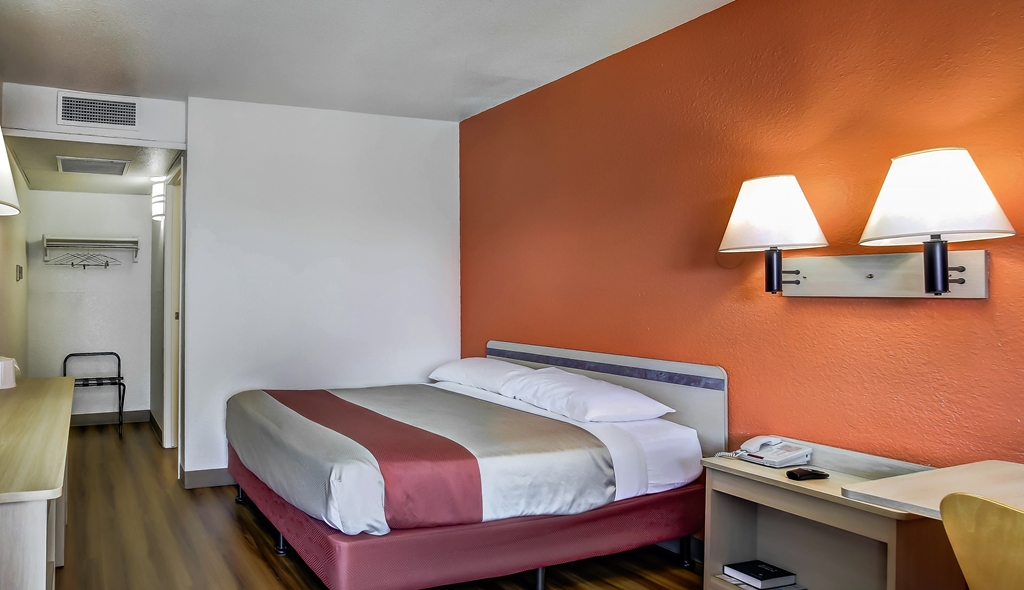 Motel 6 Medford OR - photo 12