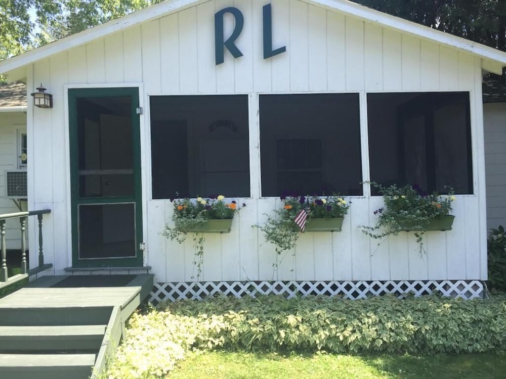 Rock Ledge Motel - photo 19