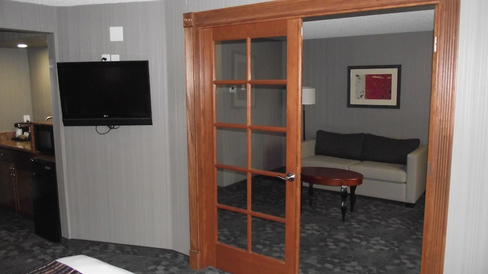 Country Inn & Suites by Radisson Delta Park North Portland - photo 11