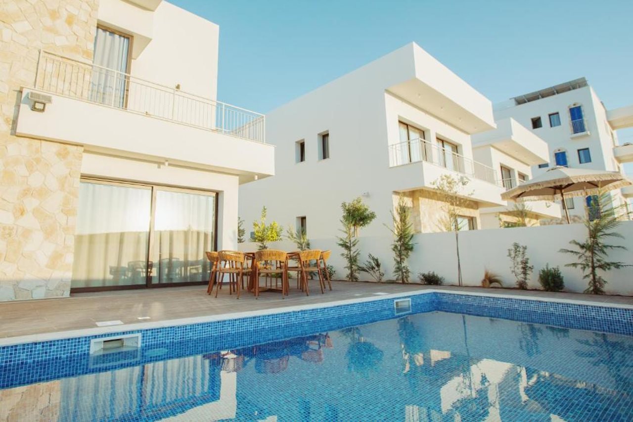 Liv & Co Suites & Villas — 4-Star Luxury Hotel in Voroklini, Cyprus