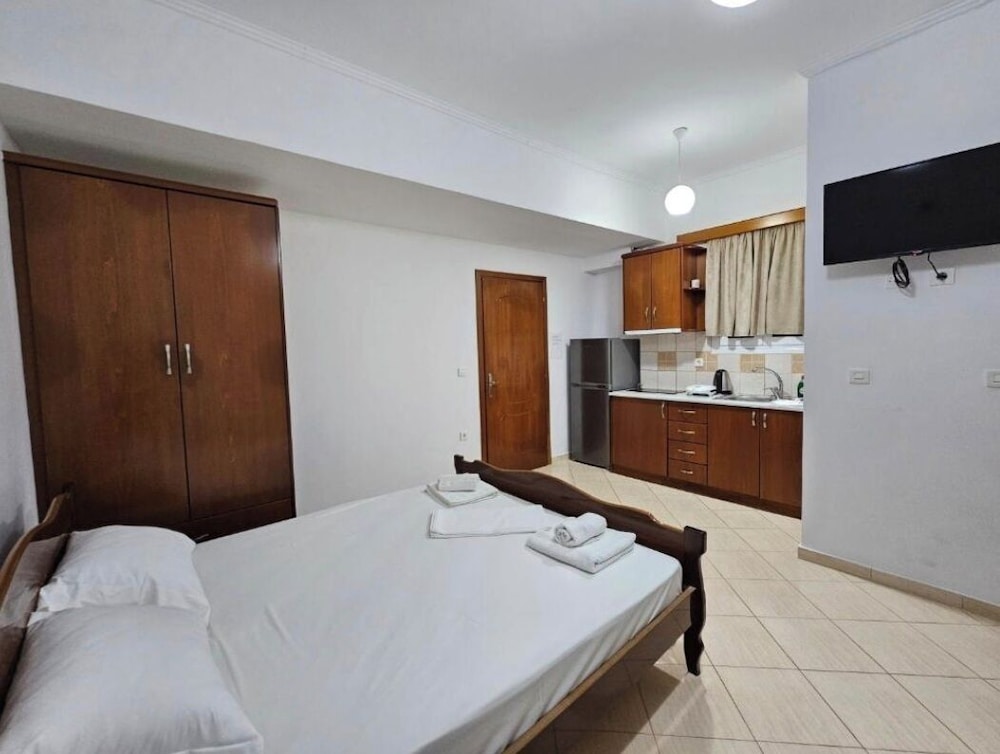 Guest House Bledar — 4-Star Luxury Hotel in Ksamil, Albania