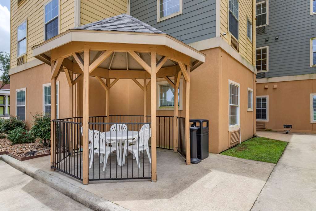 MainStay Suites Port Arthur Beaumont South - photo 37