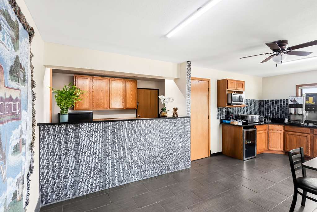 SureStay Hotel by Best Western Manchester - photo 5