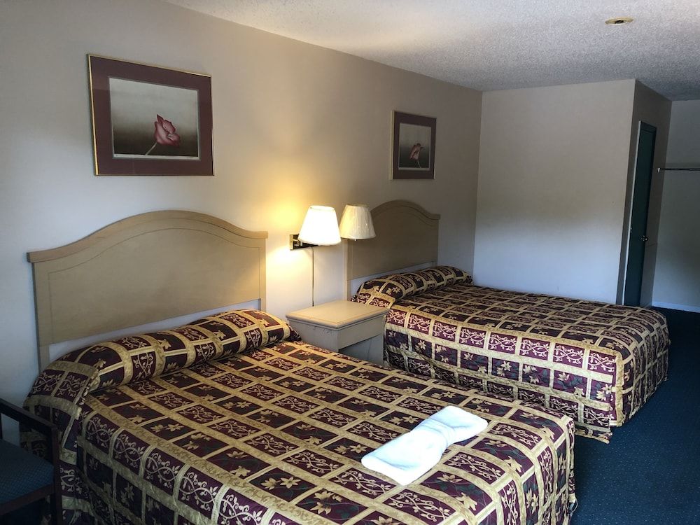 Red Maple Inn - carbon neutral hotel in Berwick