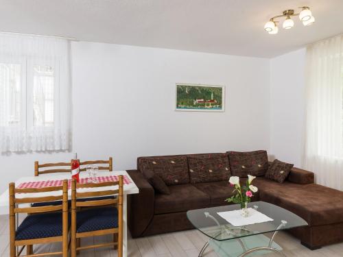 Villa Celenca Two Bedroom Apartment with Terrace and Pool View A1