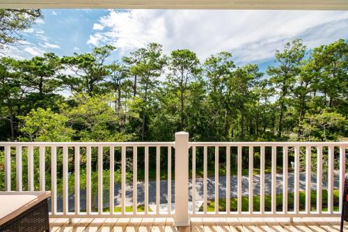 Paradise Pointe by Oak Island Accommodations - photo 7
