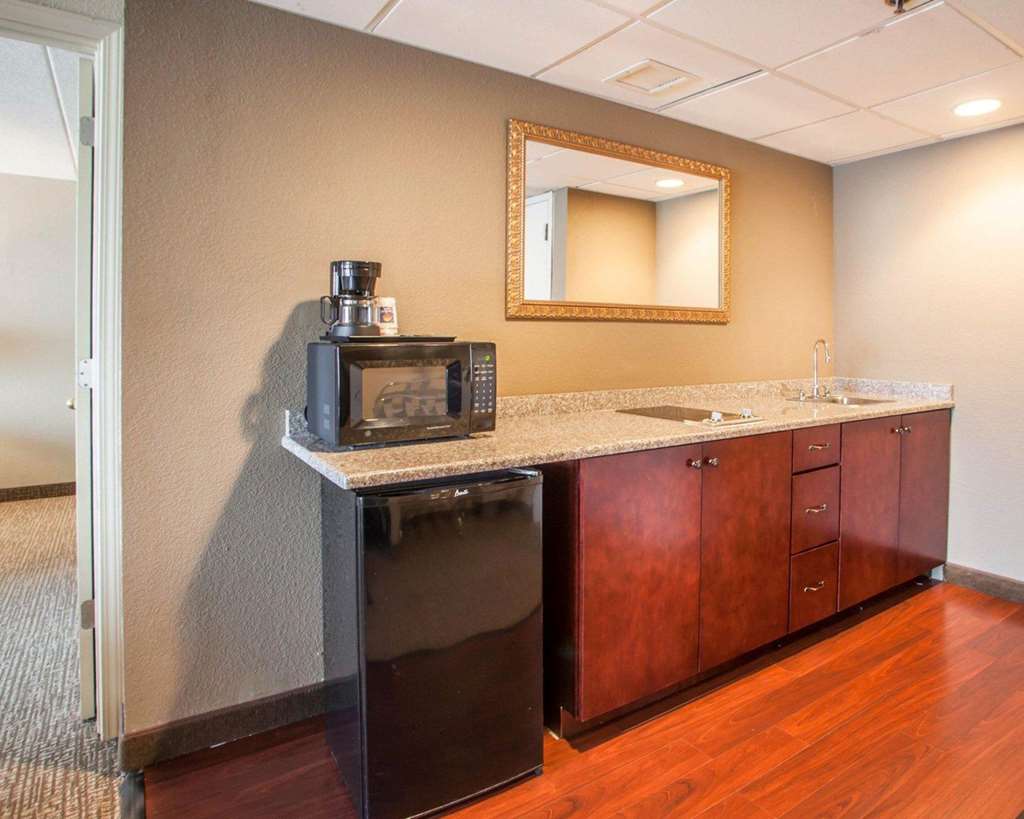 Quality Inn & Suites Orland Park Chicago - photo 29