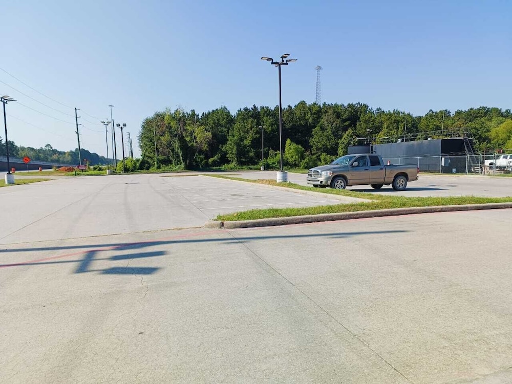 Champion Inn Motel By OYO Hwy 59 Shepherd - photo 39