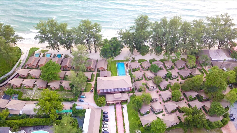 Flora I Talay in Ko Chang Tai, Thailand