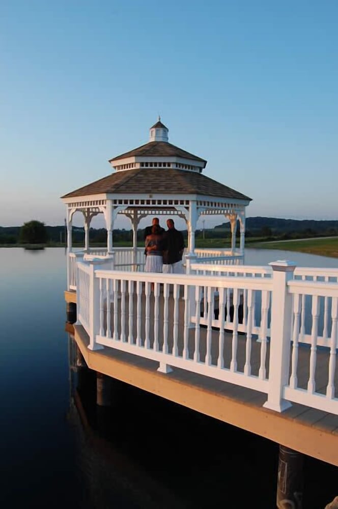 Lefevre Inn and Resort - photo 34