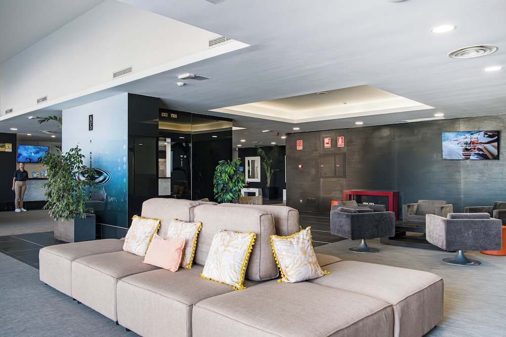 La Manga Beach Club Frontal by Alina365 — 4-Star Luxury Hotel in La Manga Del Mar Menor, Spain