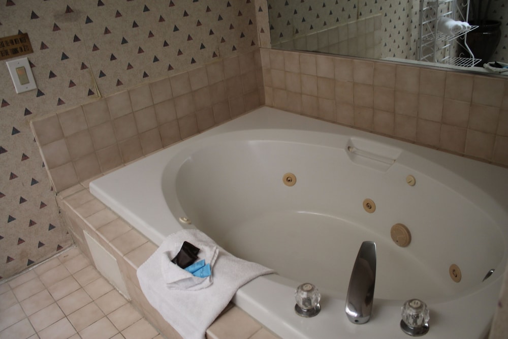 Sunrise Inn Hotel - photo 41