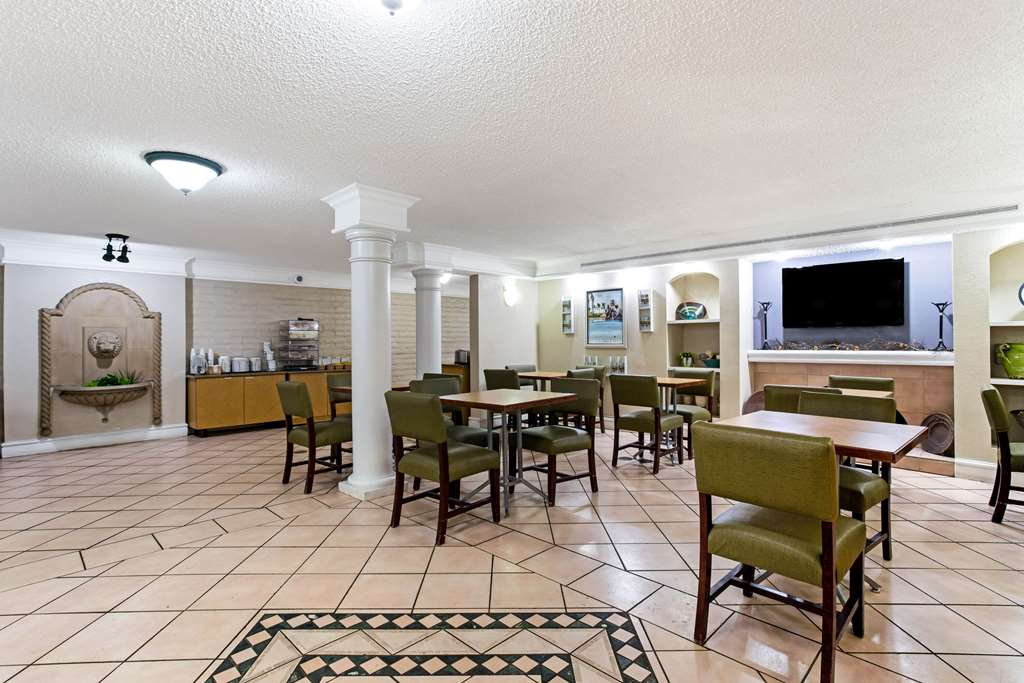 La Quinta Inn by Wyndham Denver Northglenn - photo 54