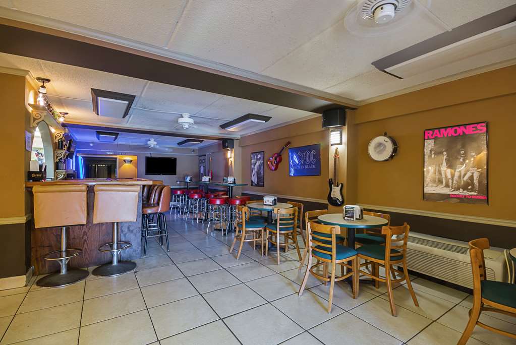 Americas Best Value Inn & Suites Melbourne - photo 21