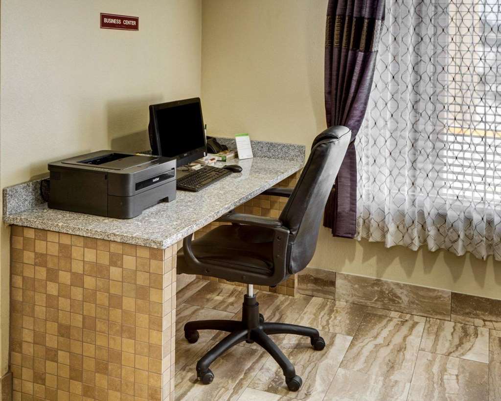 Quality Suites Baton Rouge East Denham Springs - photo 61